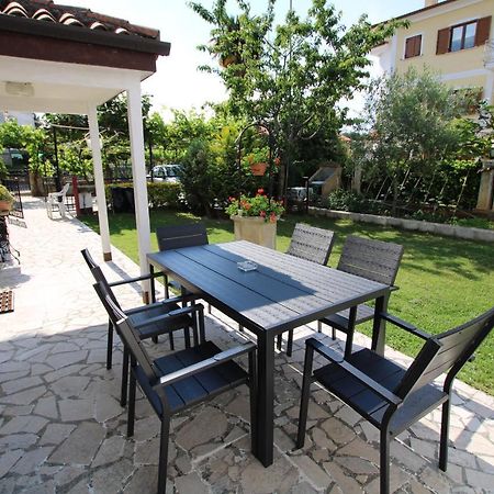 Apartment Sunny Garden 포레치 외부 사진